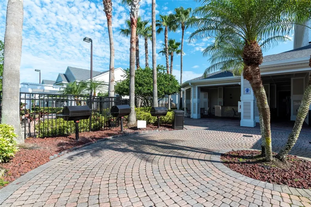 430 Southern Pecan Circle Winter Garden FL 34787