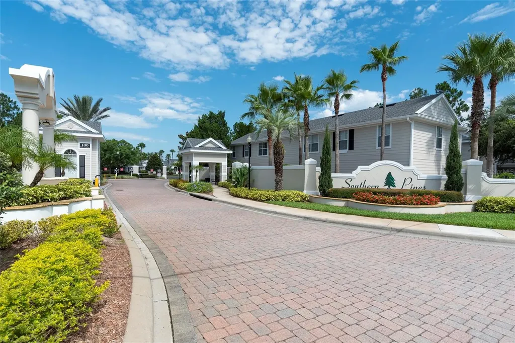 430 Southern Pecan Circle Winter Garden FL 34787