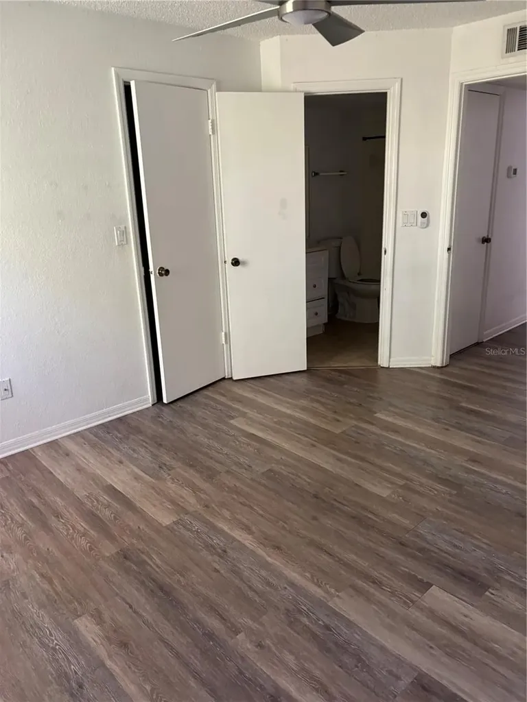 4642 Commander Drive Orlando FL 32822