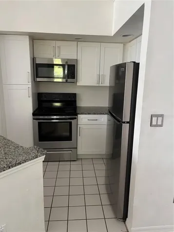 4642 Commander Drive Orlando FL 32822