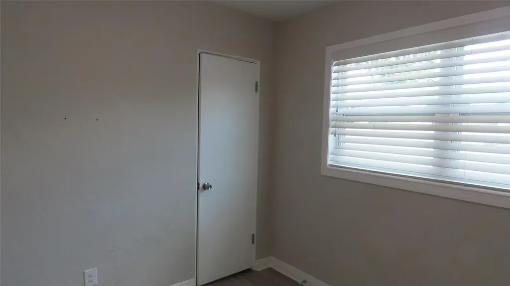 6543 34th Terrace N St Petersburg FL 33710