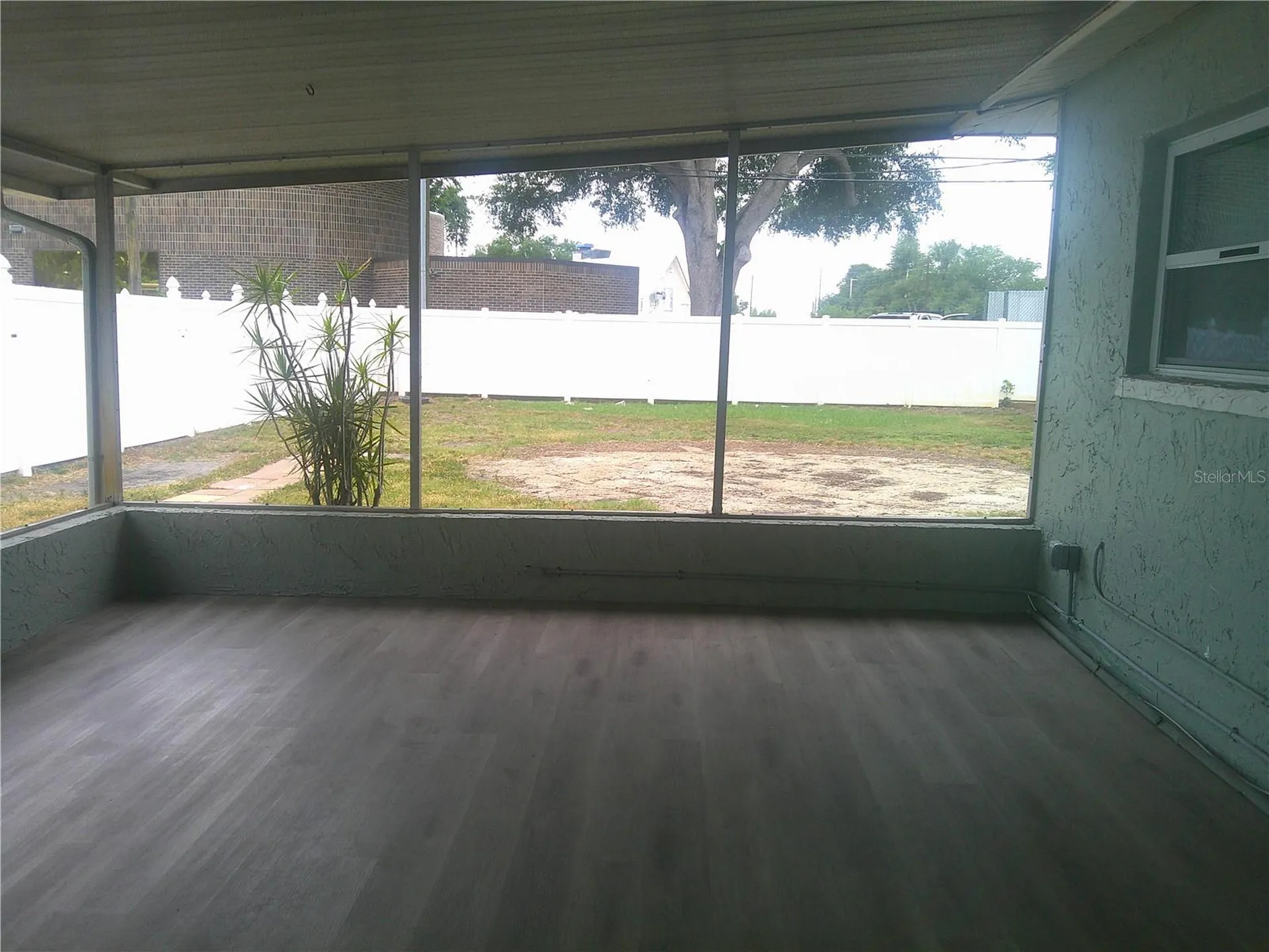 6543 34th Terrace N St Petersburg FL 33710