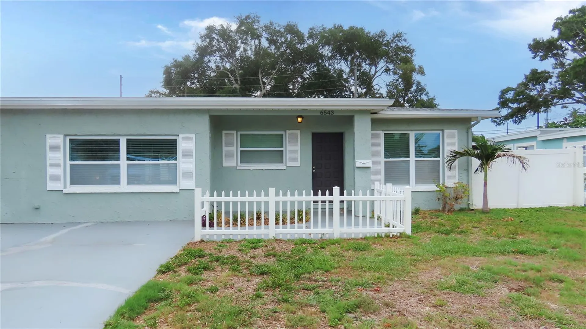 6543 34th Terrace N St Petersburg FL 33710