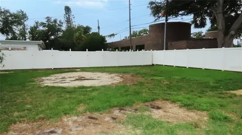 6543 34th Terrace N St Petersburg FL 33710