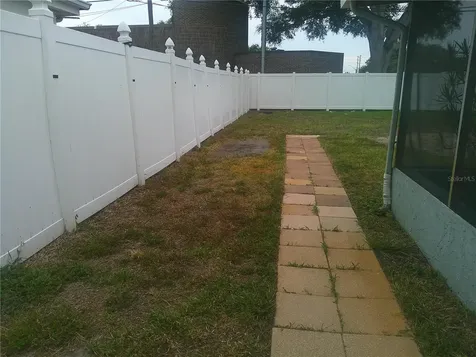 6543 34th Terrace N St Petersburg FL 33710