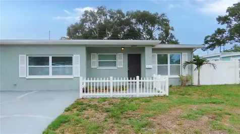 6543 34th Terrace N St Petersburg FL 33710