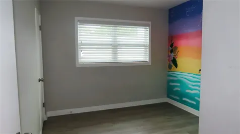 6543 34th Terrace N St Petersburg FL 33710