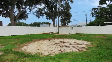 6543 34th Terrace N St Petersburg FL 33710