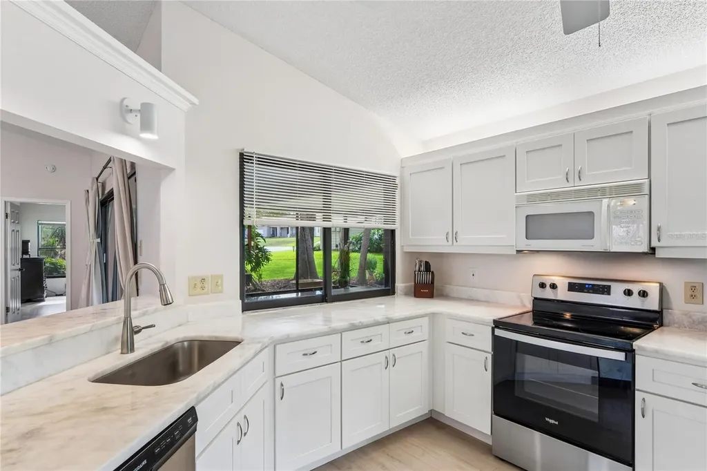 8050 Eacon Court Hudson FL 34667
