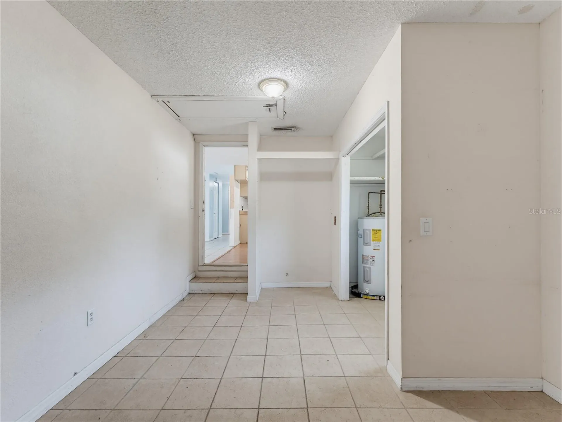 1116 E Oakwood Street Tarpon Springs FL 34689