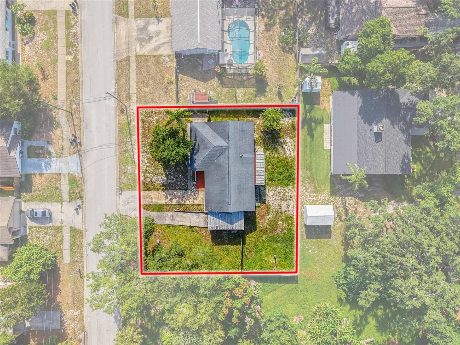 1116 E Oakwood Street Tarpon Springs FL 34689
