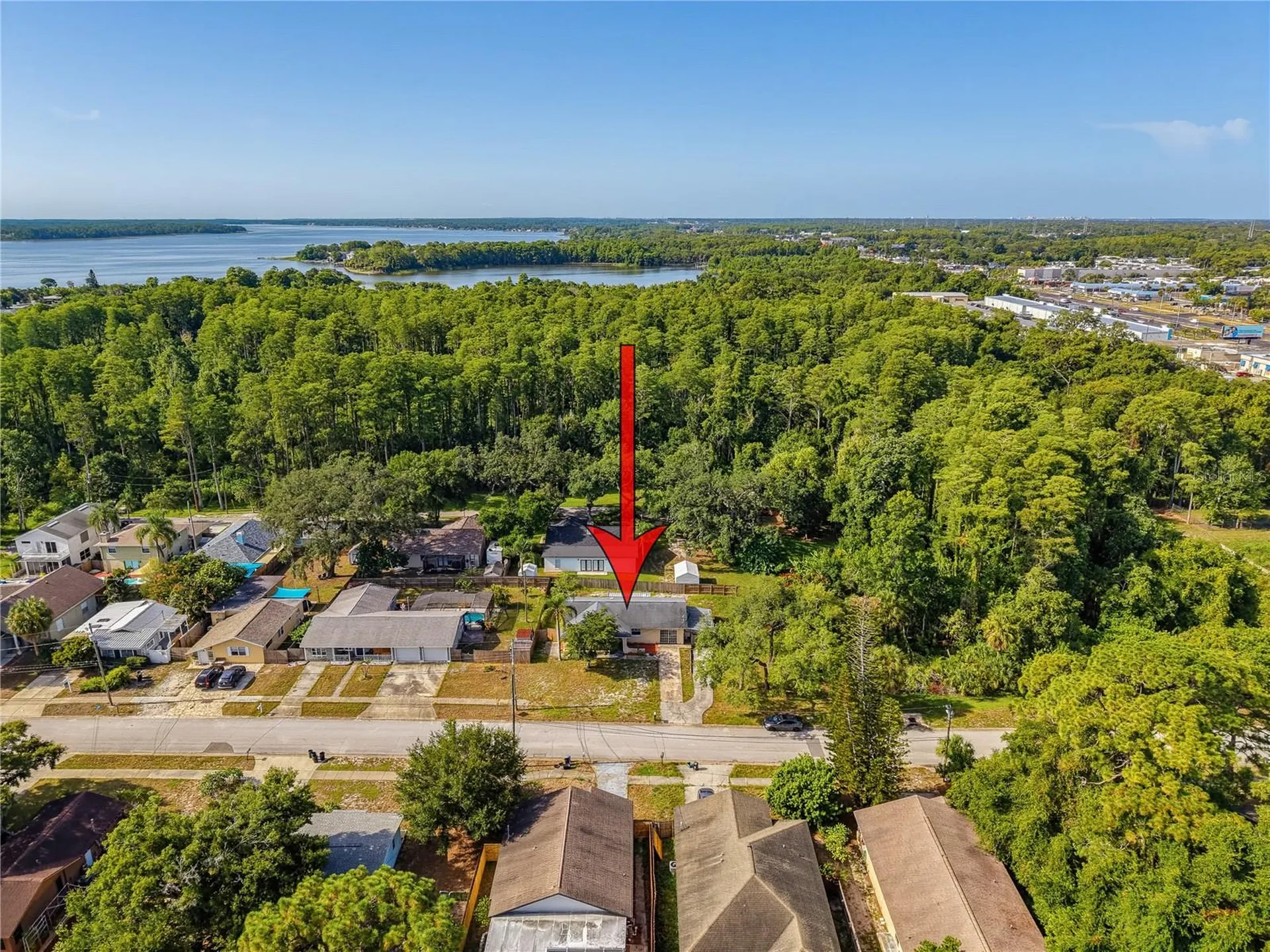 1116 E Oakwood Street Tarpon Springs FL 34689