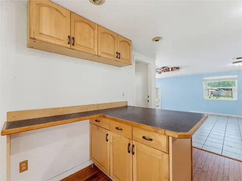 1116 E Oakwood Street Tarpon Springs FL 34689