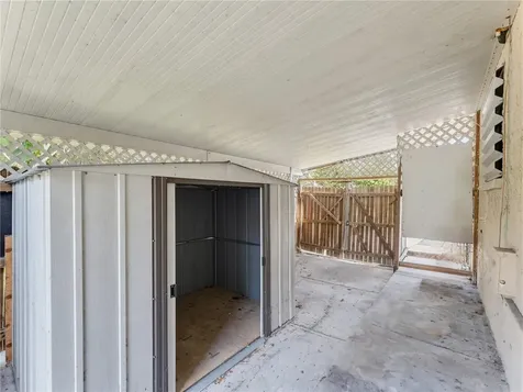 1116 E Oakwood Street Tarpon Springs FL 34689