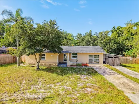 1116 E Oakwood Street Tarpon Springs FL 34689