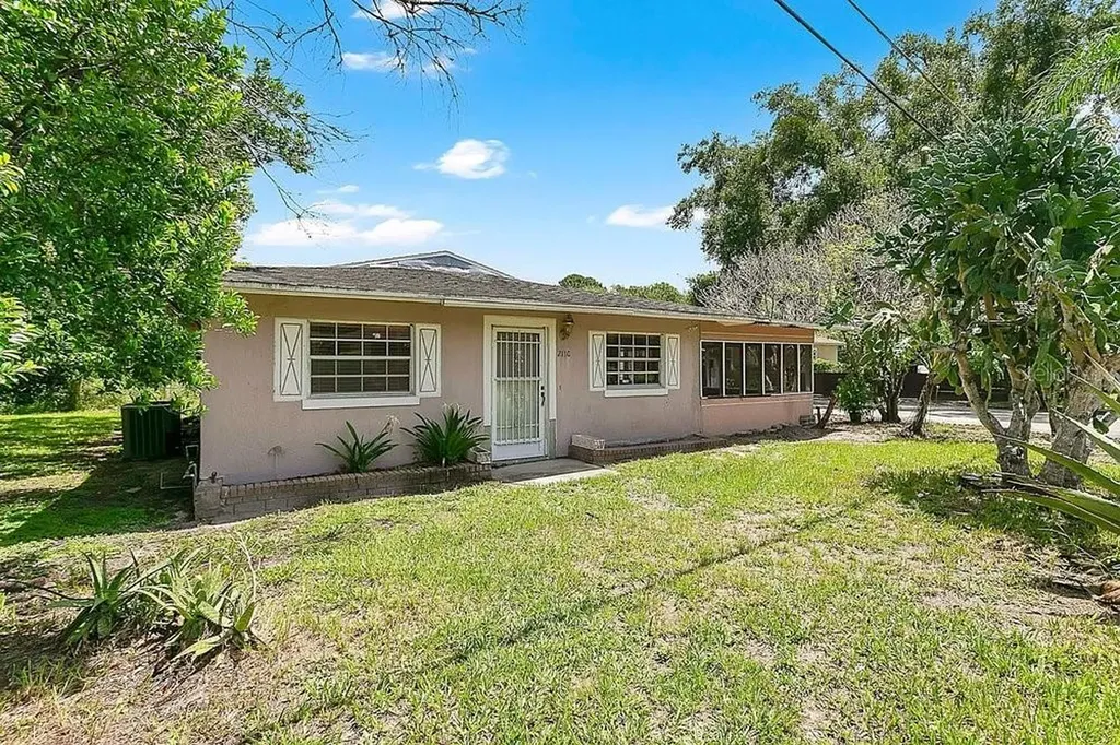 2110 James Drive Oviedo FL 32765