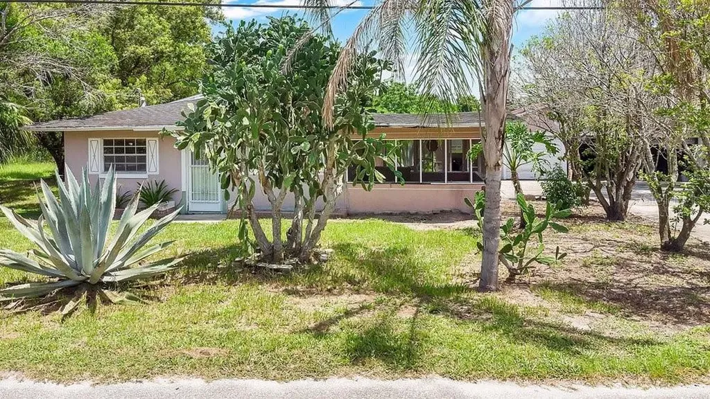 2110 James Drive Oviedo FL 32765