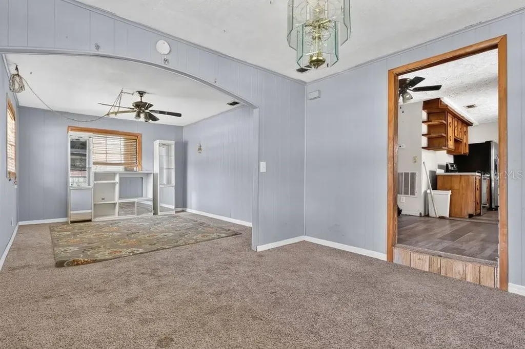 2110 James Drive Oviedo FL 32765