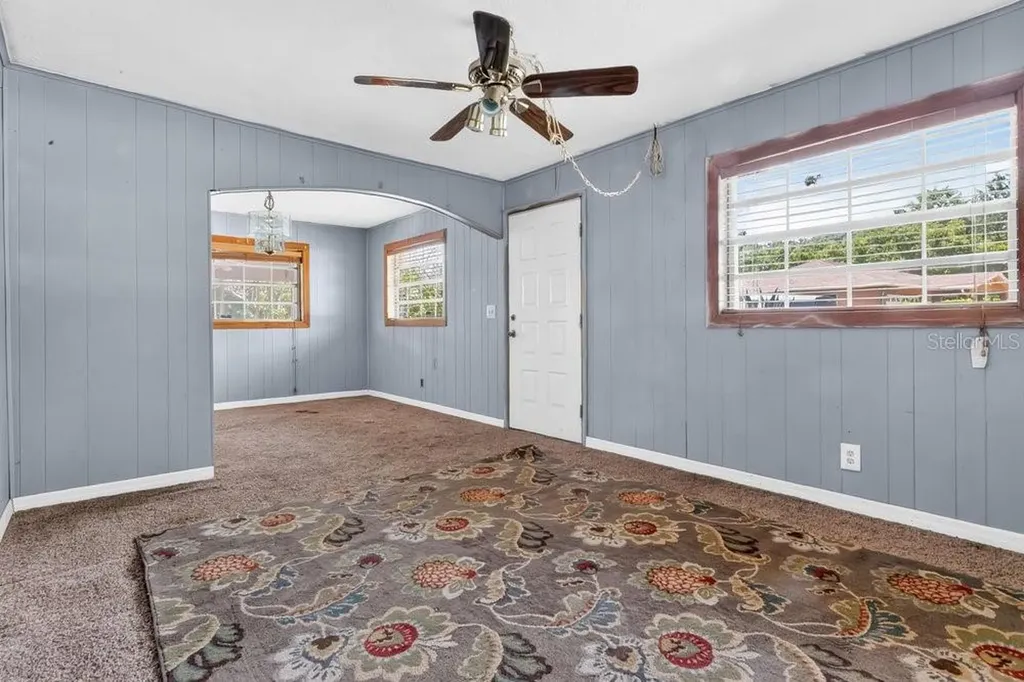 2110 James Drive Oviedo FL 32765