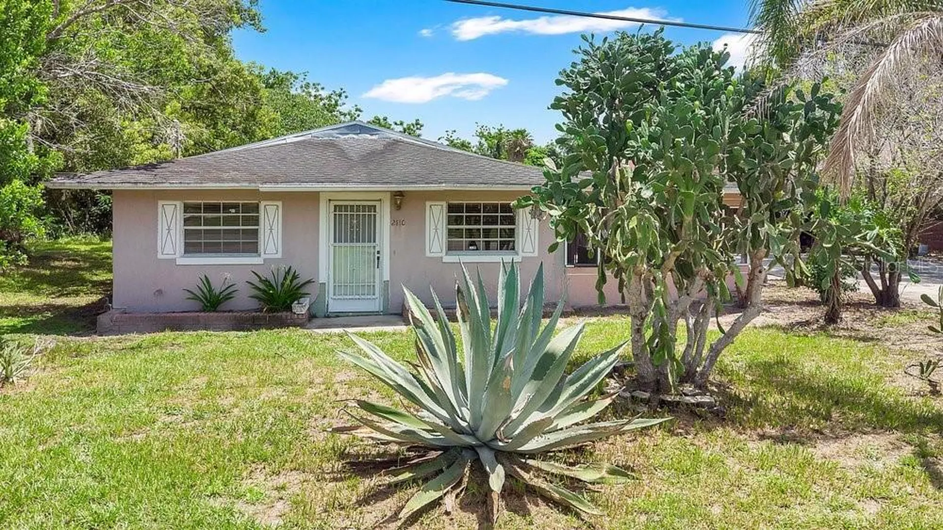 2110 James Drive Oviedo FL 32765