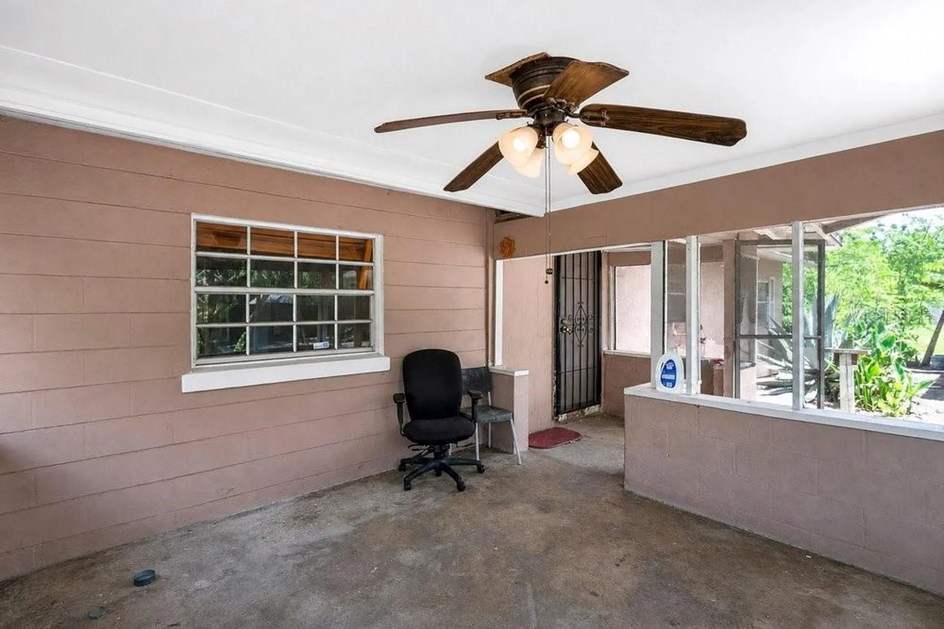 2110 James Drive Oviedo FL 32765