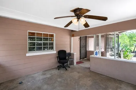 2110 James Drive Oviedo FL 32765