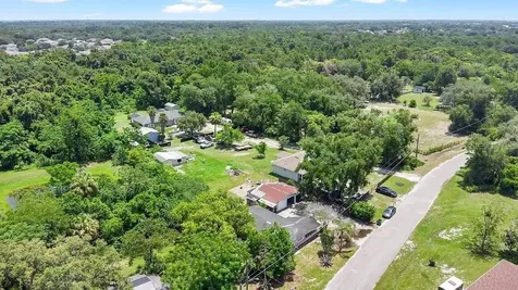 2110 James Drive Oviedo FL 32765