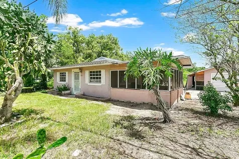 2110 James Drive Oviedo FL 32765