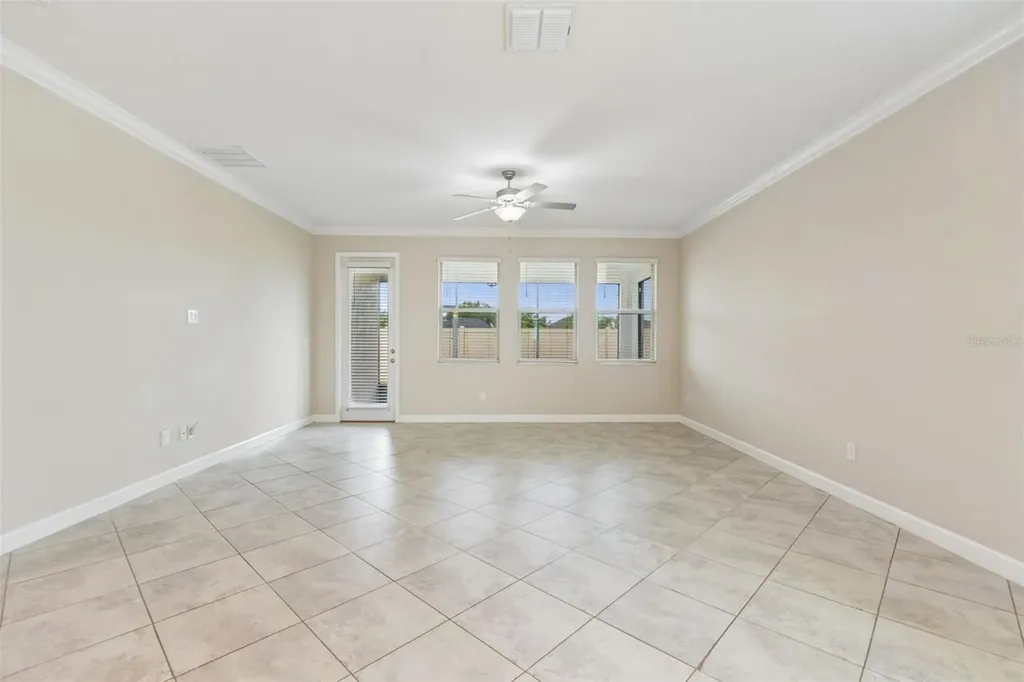 25057 Lambrusco Loop Lutz FL 33559