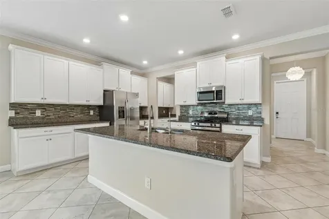 25057 Lambrusco Loop Lutz FL 33559