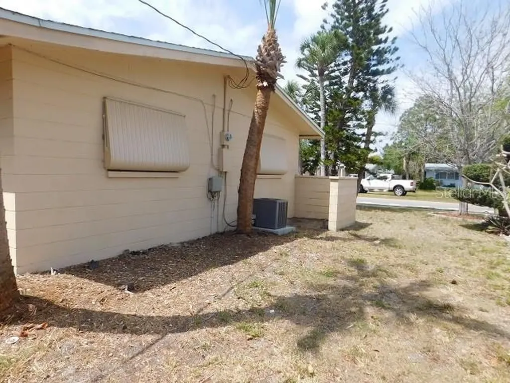 612 Shamrock Boulevard Venice FL 34293