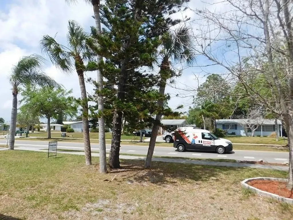612 Shamrock Boulevard Venice FL 34293