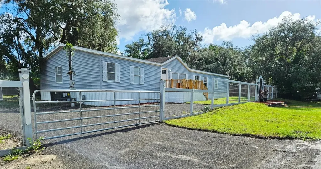 12119 Lamont Avenue New Port Richey FL 34654