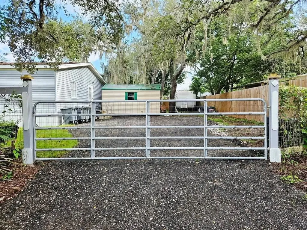 12119 Lamont Avenue New Port Richey FL 34654