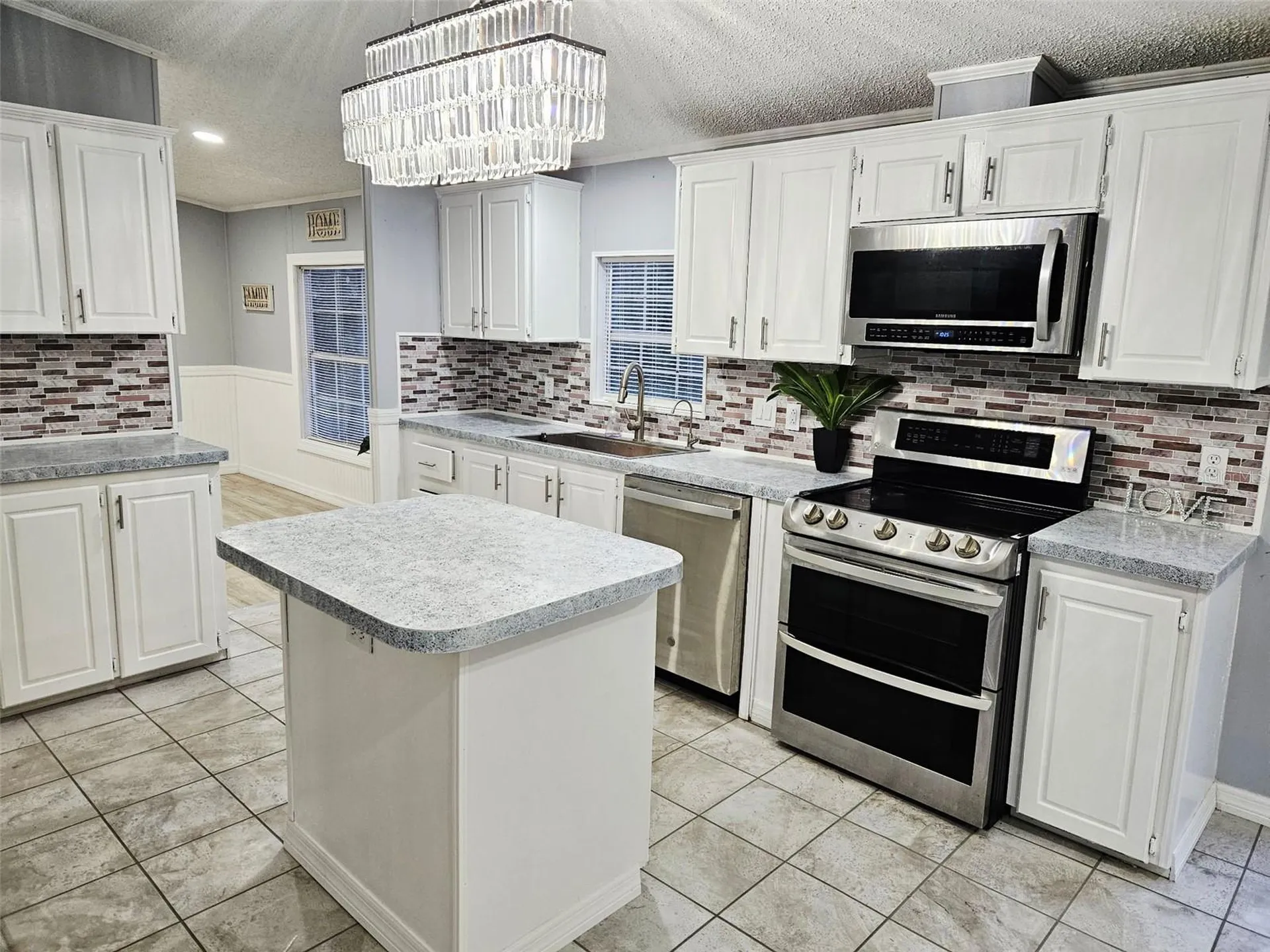 12119 Lamont Avenue New Port Richey FL 34654