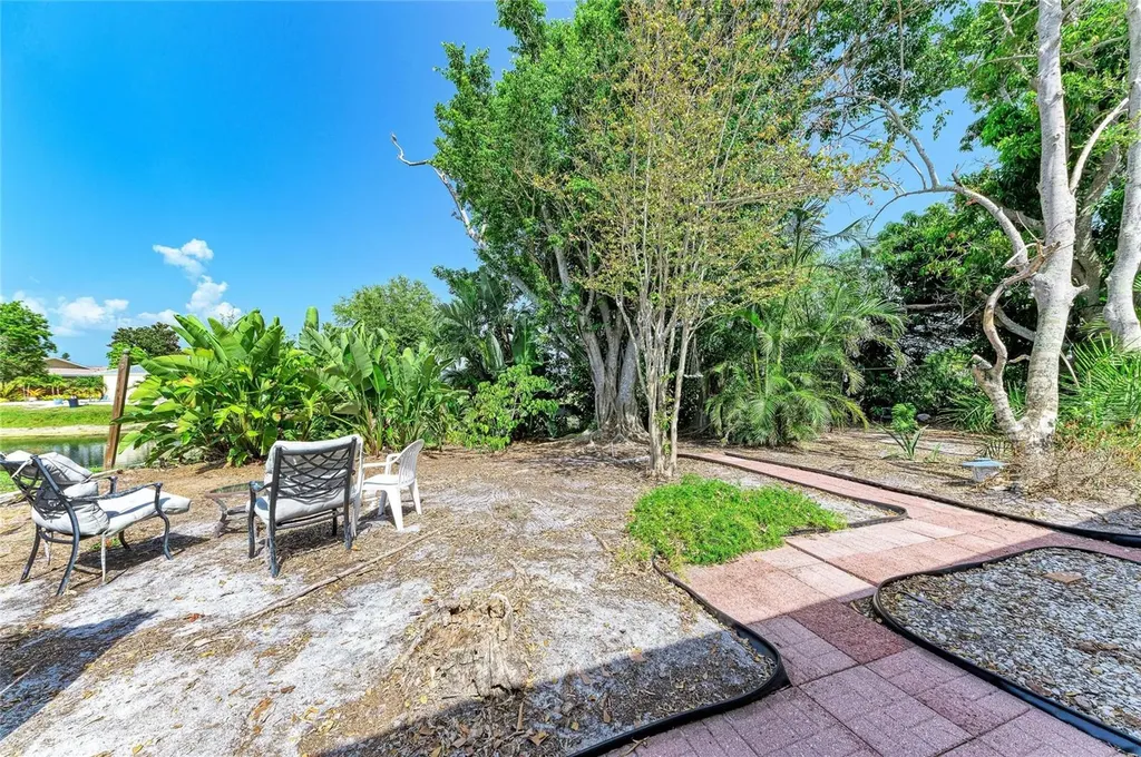1003 83rd Street NW Bradenton FL 34209