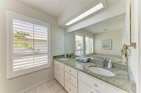 1003 83rd Street NW Bradenton FL 34209