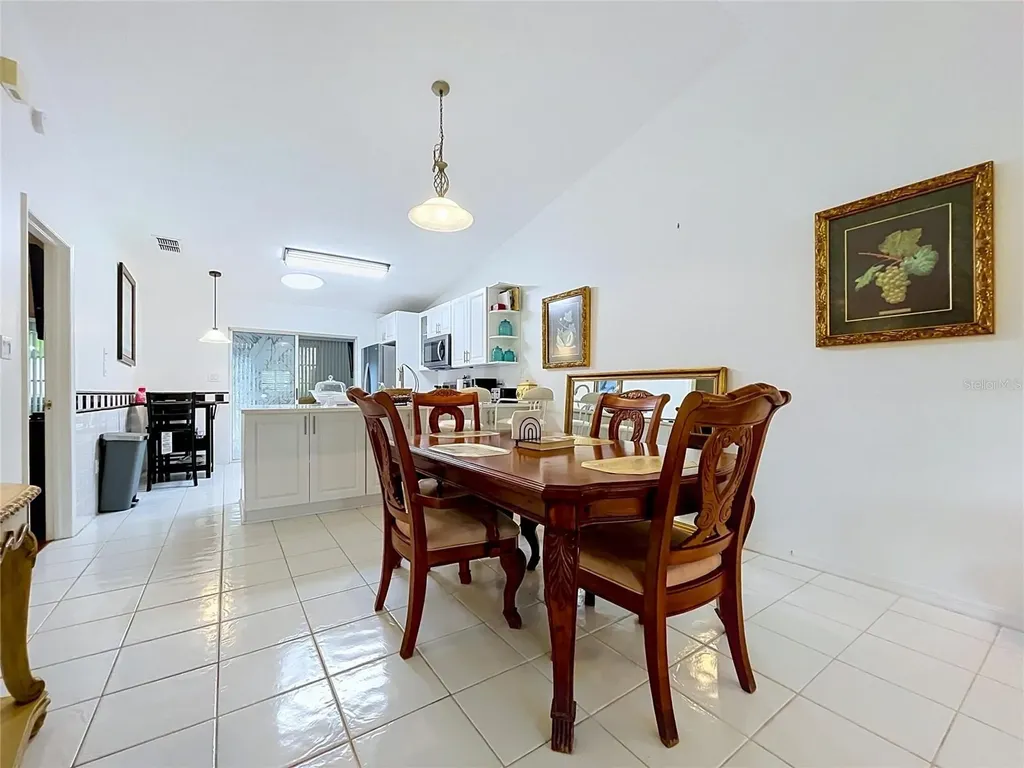 1172 Somerset Circle S Dunedin FL 34698