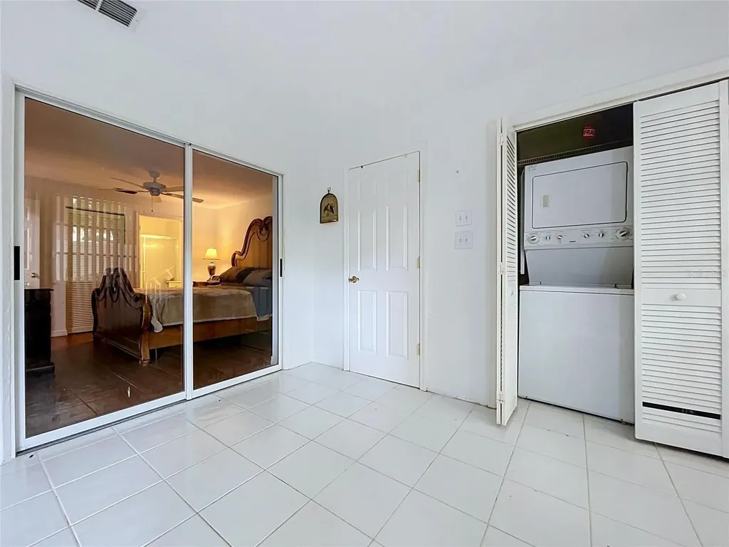 1172 Somerset Circle S Dunedin FL 34698