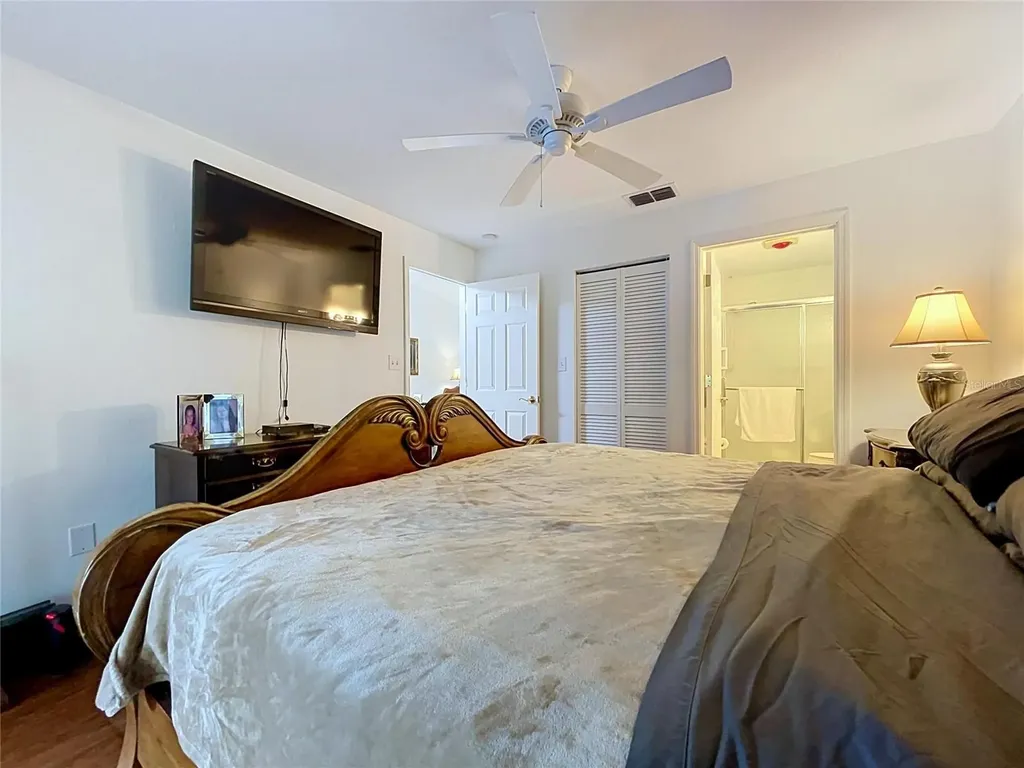 1172 Somerset Circle S Dunedin FL 34698
