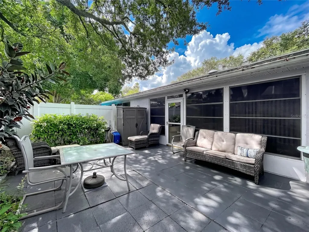 1172 Somerset Circle S Dunedin FL 34698