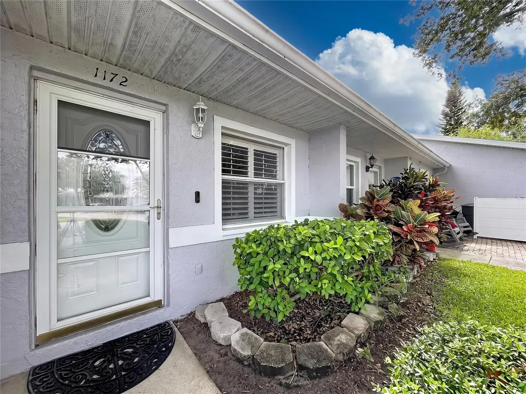1172 Somerset Circle S Dunedin FL 34698