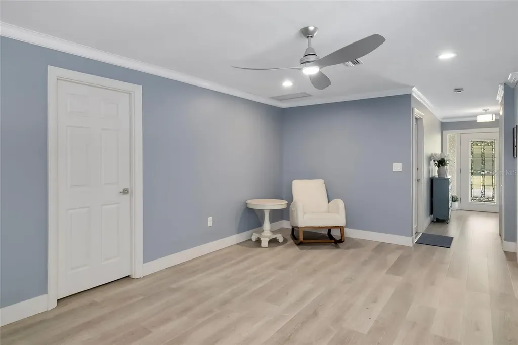 3304 Spring Mill Circle Sarasota FL 34239