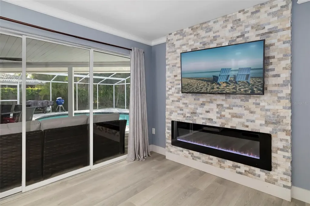 3304 Spring Mill Circle Sarasota FL 34239