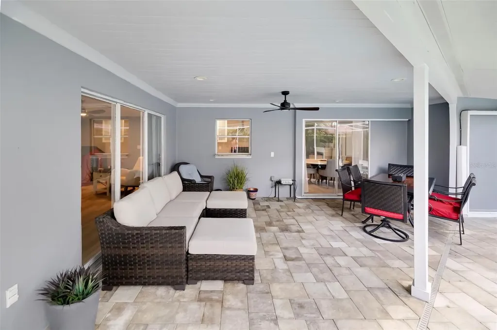 3304 Spring Mill Circle Sarasota FL 34239