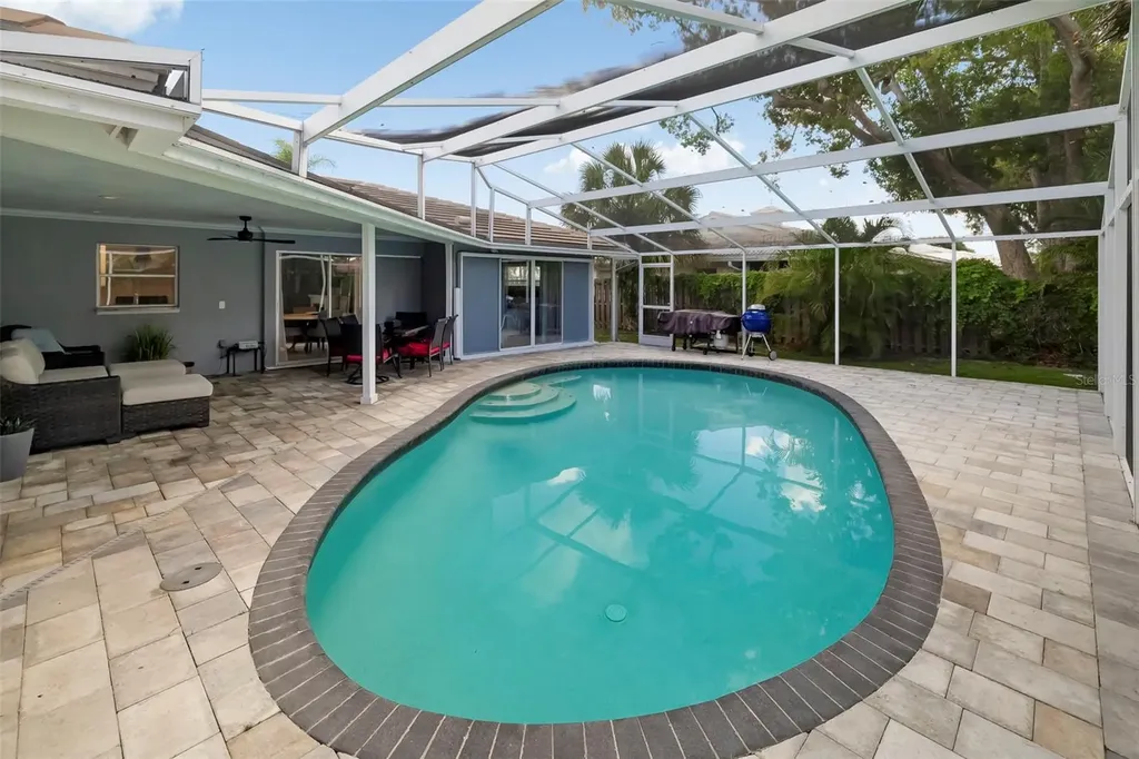 3304 Spring Mill Circle Sarasota FL 34239