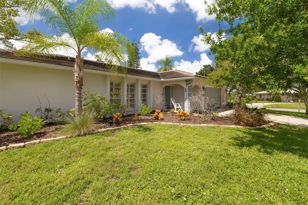3304 Spring Mill Circle Sarasota FL 34239