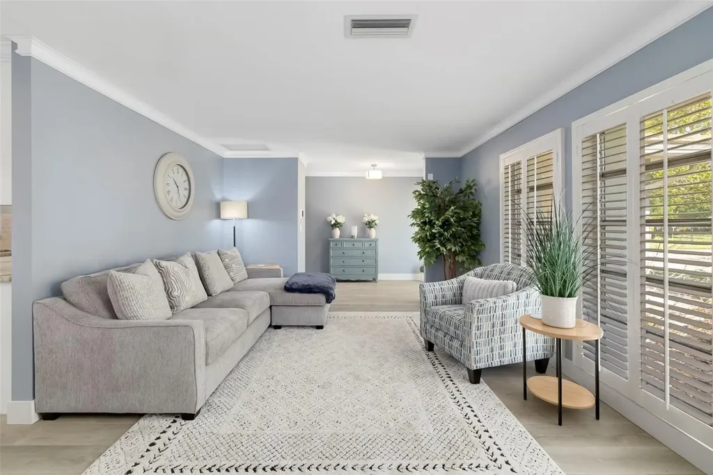 3304 Spring Mill Circle Sarasota FL 34239