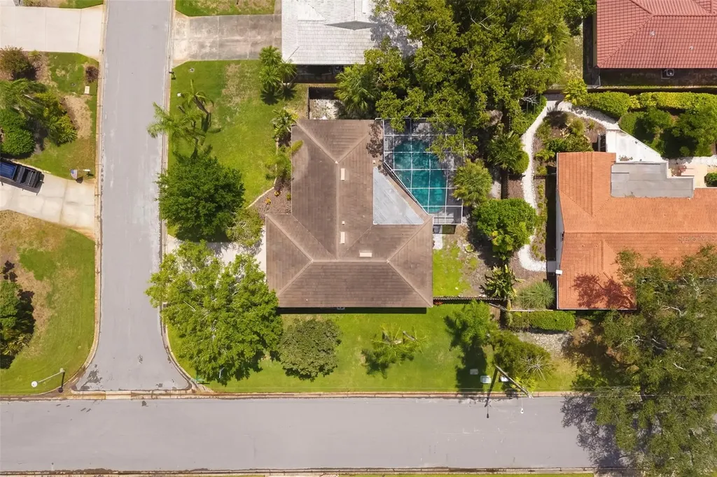 3304 Spring Mill Circle Sarasota FL 34239