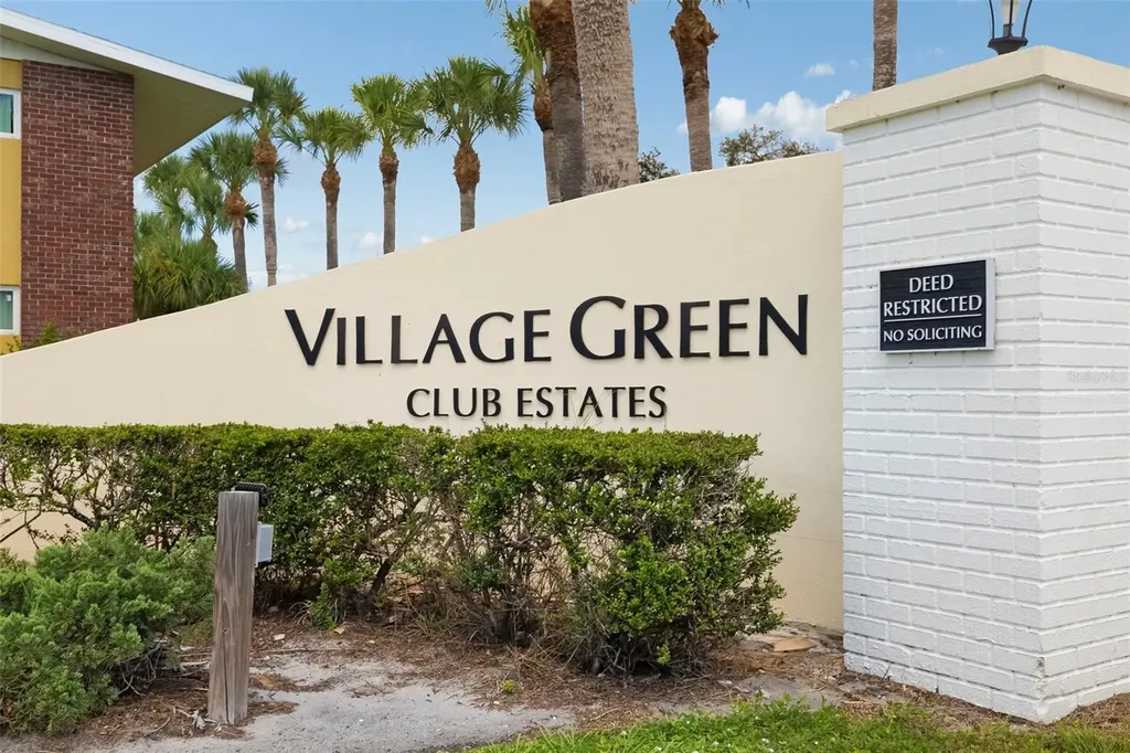 3304 Spring Mill Circle Sarasota FL 34239